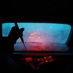 Фото по теме: Что делать если не работает обогрев заднего стекла